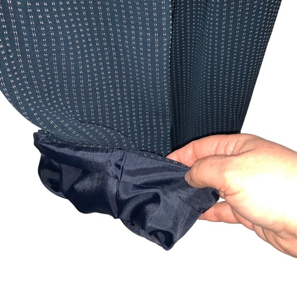 Liz Claiborne Collection - dress slacks, navy w/beige ticking, lined, size:12P - Picture 6 of 9